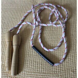 Old School Traditional Skipping Rope w Wood Handle